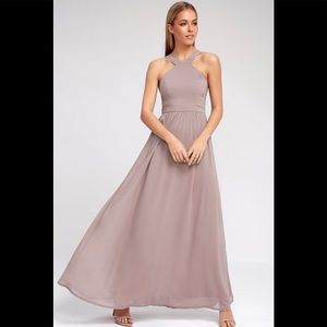 Lulu’s Air of Romance Maxi Dress